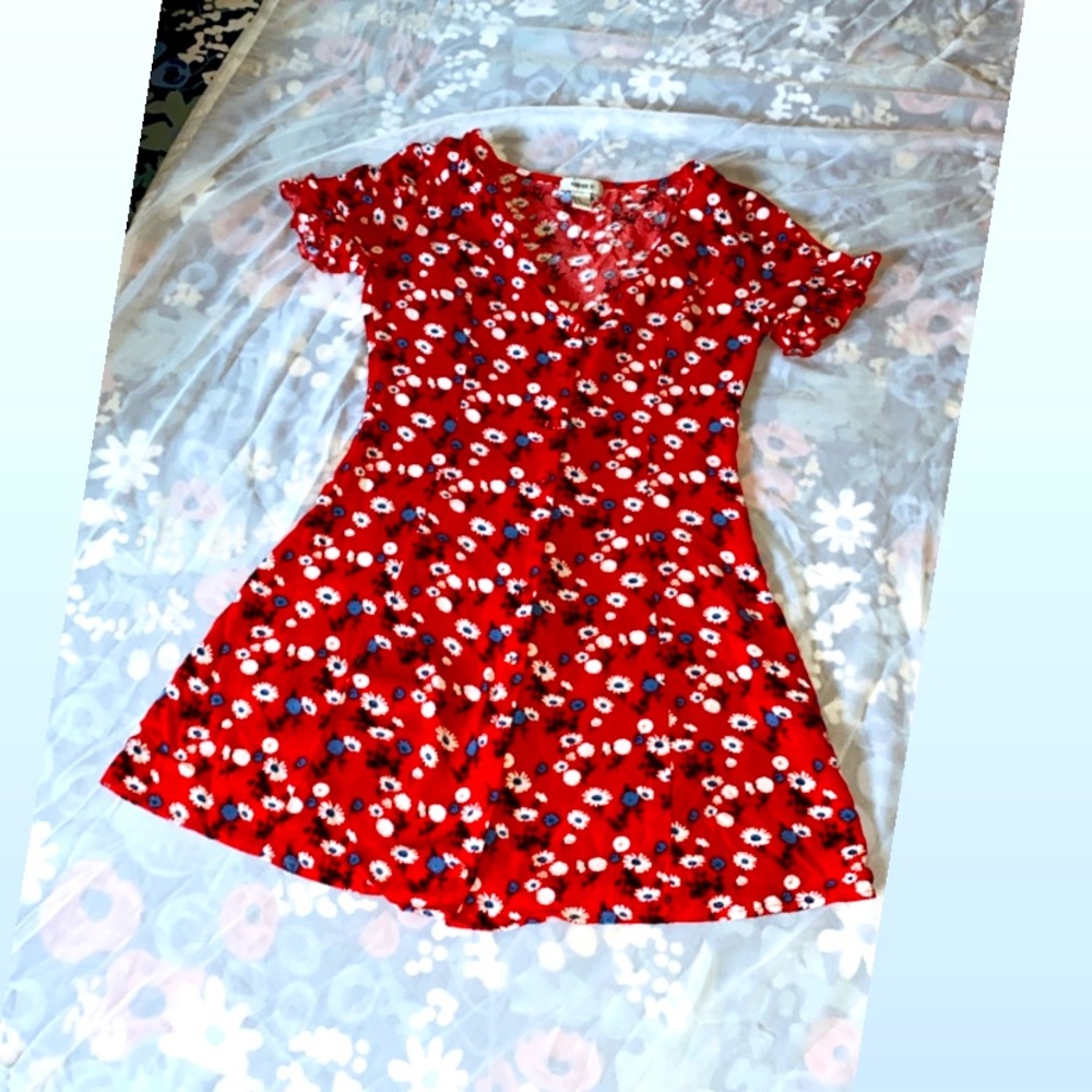 Red size small But feels like an Xsmall